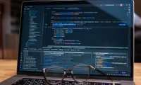 AIコードレビューツール徹底比較2026｜CodeRabbit/Greptile/Qodo/Cursor BugBotを忖度なしで