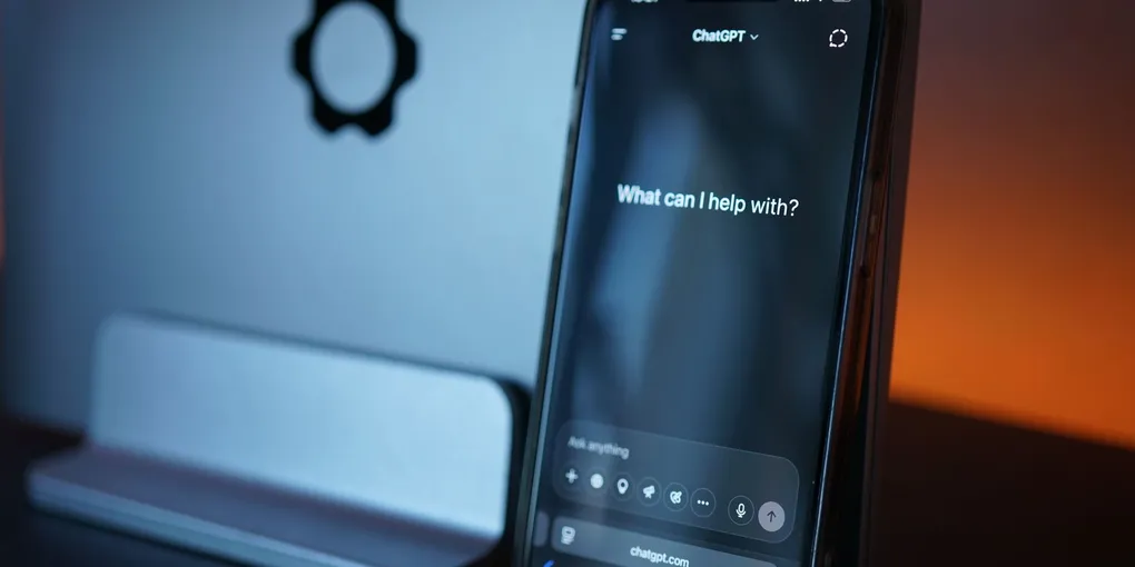 無料AI比較2026｜ChatGPT・Gemini・Claude、結局どれが一番いい？