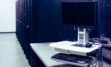 自分のVPSでOllamaを動かす完全ガイド｜プライベートClaude/ChatGPT環境を月500円台で作る方法（2026年6月版）